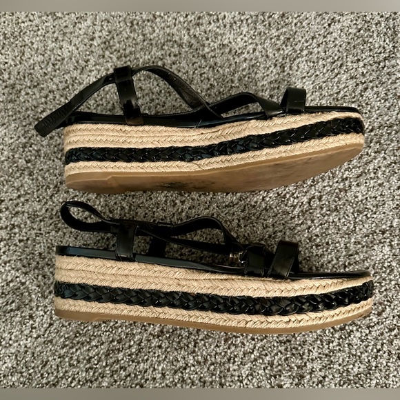 CHRISTIAN DIOR Size 40 9.5 Black Patent Leather Wedge Espadrille Low Sandals - Picture 4 of 10